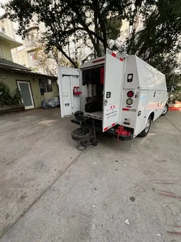 Magnet Plumbing service vehicle on-site for Water Heater Repair in Valencia Hill